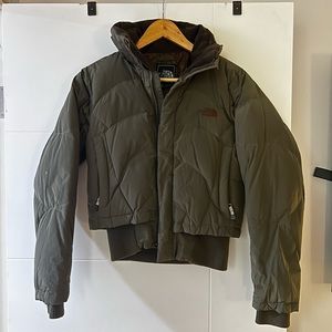 THE NORTH FACE Green Short Puffer Jacket